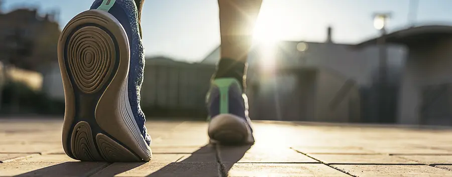 runner shoes sunshine
